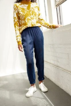 Henri Cupro Joggers - Navy -AGOLDE Style 0074 Henri Cupro Navy 0650 web d684ce04 7ca6 4b00 a6b2 5d6a1e400df6