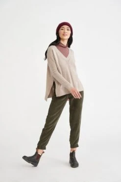 Normandy Sweater - Oatmeal - ReAmour -AGOLDE Style 0146 Normandy Oatmeal 0190 web c3ddb737 9220 414f ac37 861ee34be11a