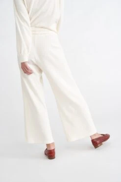 Coco Cloud Rib Pants - Winter White -AGOLDE Style 0177 Coco Sweater Rib Winter White 0094 web 11ebf54c 6c4d 4af0 8689 9623b1742675