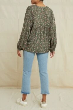 Mai Ecovero Blouse - Lago Green -AGOLDE Style 0188MaiLagoGreen 2339 web f274175a f781 420b a072 cf9aa4a44eb1