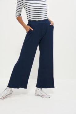 Willow Paris Rib Pants - Ocean -AGOLDE Style 0305 Willow Ocean 0204 web c21a301f 56e9 4b67 a002 e727e2af49fa