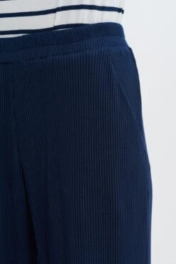 Willow Paris Rib Pants - Ocean -AGOLDE Style 0305 Willow Ocean 0291 web 34e65ad5 b480 470c b54b 20e219b378c6