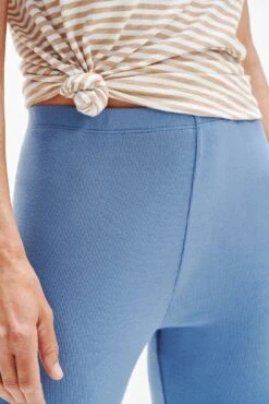 Magda Cropped Dream Rib Leggings - Horizon 7 Magda Cropped Dream Rib Leggings - Horizon -AGOLDE Style 0333 Cropped Magda Dream Rib Horizon 0315 Web 6be5bec2 7824 47fc b568 4d6721ea9fd0