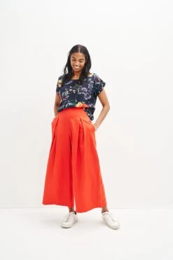 Margeaux Zero-Waste Blouse - Provence Floral -AGOLDE Style 0357 Margeaux Zero Waste Tee Provence Print 1611 web 236b8e15 a887 438d a352 68e86ec4a5ce