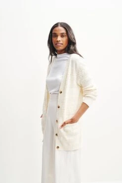Esme Organic Cotton Cardigan - ReAmour -AGOLDE Style 0373 Esme Cardigan Oat 2119 web 9be7ef85 907d 4ec8 a0a4 0afe2a9150f2