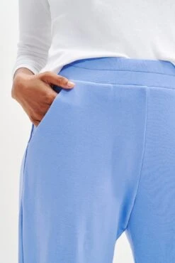 Skylar Reverie Terry Joggers - Sky -AGOLDE Style 0435 Skylar Reverie Terry Sky 0409 web 30db4ce4 bdfa 44d4 bf13 d95110c054af