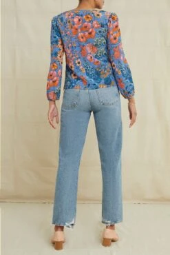 Leila Washable Silk Blouse - Mirabel 6 Leila Washable Silk Blouse - Mirabel -AGOLDE Style 0527LeilaMirabel 2708 web 57e29baa 264a 438a a03e 9589e83c8181