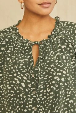 Isla Washable Silk Blouse - Rocher Dot -AGOLDE Style 0609 Isla Rocher Dot 4618 web e5d706aa 6c56 4bd4 a977 76436cee3ff7