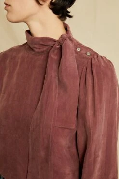 Olivet Cottonseed Cupro Blouse - Mocha -AGOLDE Style 0710 Olivet Cottonseed Cupro Mocha 1536 web 8968279b e61a 4f87 916e 76ad929a71c7
