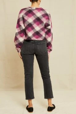 Lola Upcycled Cropped Sweatshirt - ReAmour 7 Lola Upcycled Cropped Sweatshirt - ReAmour -AGOLDE Style 0735 Lola Petaluma Plaid 10266 web aad07e2f e496 4b99 9625 2572aa0f7f24