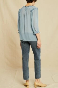 Silva Crinkle Cupro Blouse - Pool -AGOLDE Style 0804 Silva Pool 3365 web 00f2ea4d 435a 43b8 8e52 0372118abb83