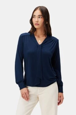 Aster Dream Knit Blouse - Ocean