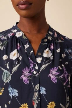 Charlotte 3/4 Sleeve Ecovero Blouse - Gemini Navy -AGOLDE Style 16 10143 Charlotte Viscose Gemini Navy 4