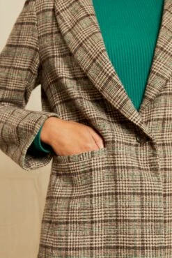 Pippa Wool Blazer - Tan And Green Plaid -AGOLDE Style 211013 AV October ECOMM 0664PippaTanGreenPlaid 7249 web