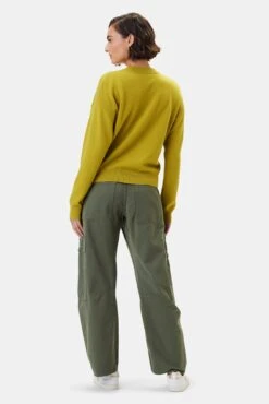 Pearl Cashmere Sweater - Pistachio -AGOLDE Style 25 10233 Deacon White 3