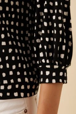 Issa Viscose Knit Tee - Valencia Dot Black -AGOLDE Style 26 Issa Viscose Valencia Dot Black 4