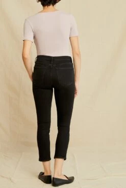 AGOLDE Nico High Rise Slim Fit Jean - Compilation -AGOLDE Style 3RDPA5995CMPLTN Nico Compilation 36651 web cb10d32f ba20 4099 a182 7dd9821b5e45