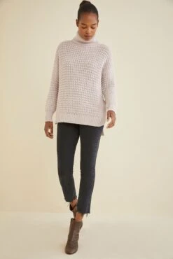 Aylin Turtleneck Sweater - ReAmour -AGOLDE Style 4966 Aylin Lilac 1220 web a8f86f42 7cda 4984 b84d 020c1ee2eafc