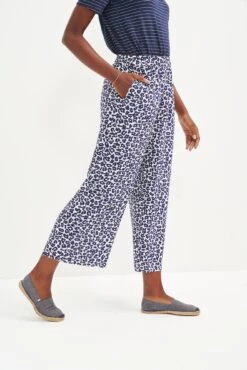 Salice Washable Silk Pants - Navy Sauvage 8 Salice Washable Silk Pants - Navy Sauvage -AGOLDE Style 9388 Salice Washable Silk Sauvage Print 0395 web 4ad0950a a277 4649 8321 1bbffc8576b2
