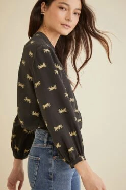 Endora Washable Silk Blouse - Jaguar -AGOLDE Style 9603 Endora Jaguar 1655 web 6fc7a9dd 043e 47f3 8f95 a7ce2b97a945