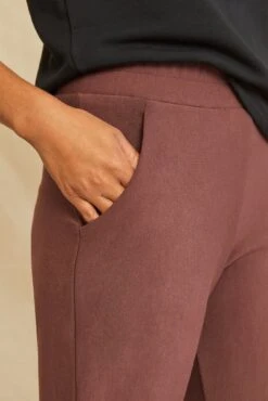 Skylar Luxe Fleece Joggers - Mocha -AGOLDE Style 9647 Skylar Luxe Mocha 2228 web e4358fb3 7b10 40e3 b6e0 c1548cebaabd