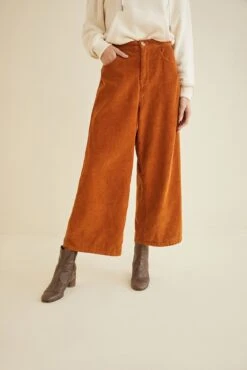 Edie Corduroy Pants - ReAmour -AGOLDE Style 9783 Edie Cord Mustard 2764 web 8a31714c 240d 4733 965f 88c1ba497744