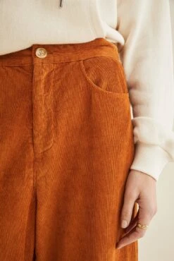 Edie Corduroy Pants - ReAmour -AGOLDE Style 9783 Edie Cord Mustard 2773 web 167e96d9 1c02 4df3 8a42 e419caec764f