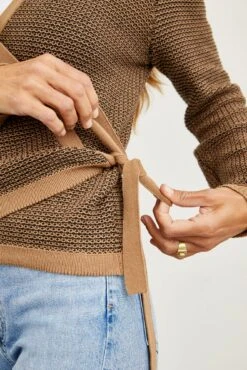 Veda Wrap Cardigan - Tan Black - ReAmour -AGOLDE Style 9892 Veda Tan Black 1345 web ec77df30 8459 4649 b0e9 c67e245f6471